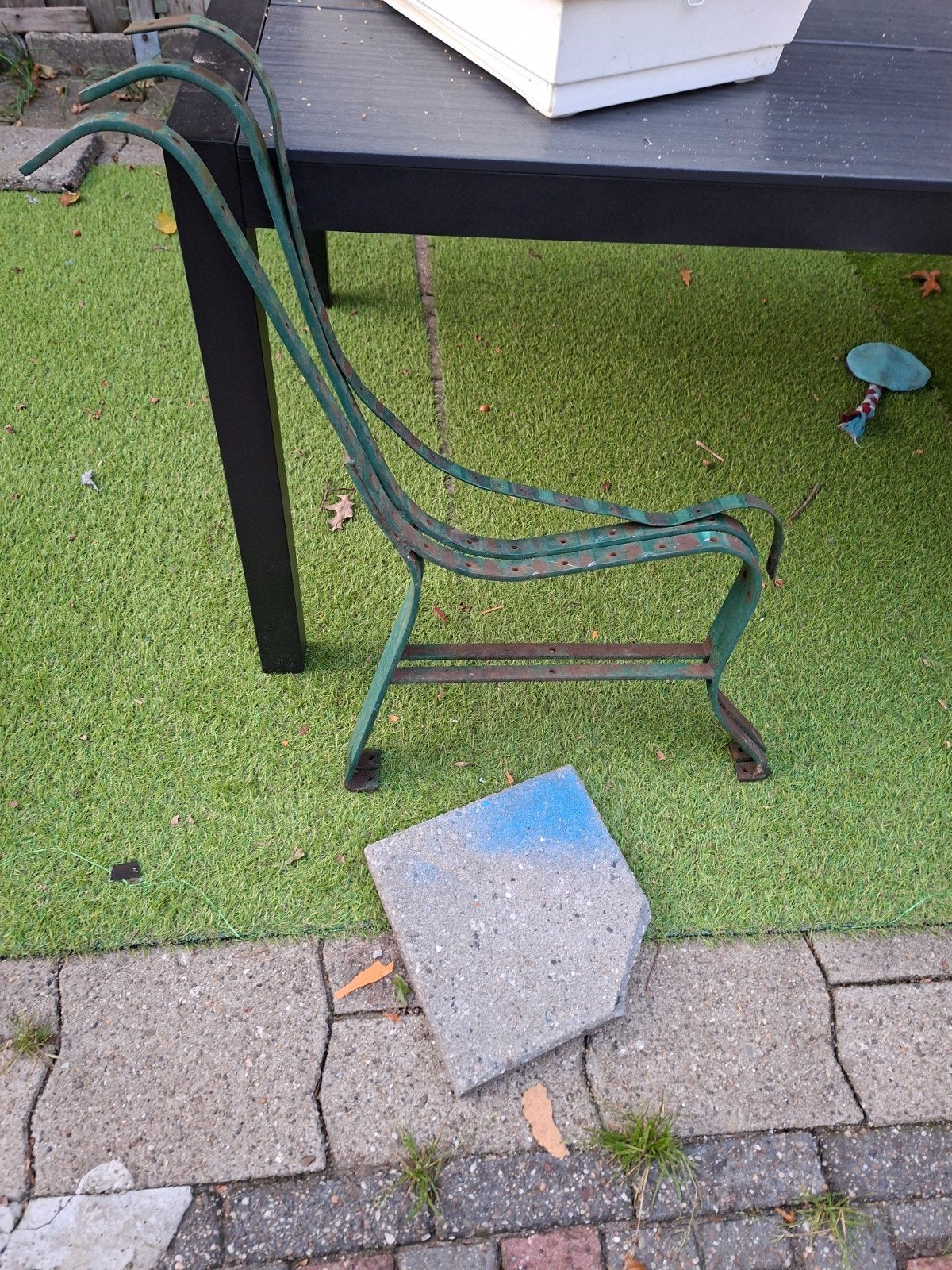 Oude metalen bankframe - Opknapper, Ophalen