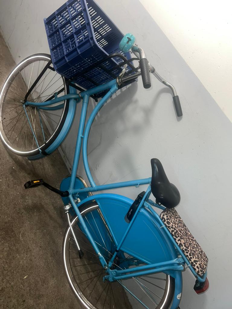 Oma fiets, Fietsen en Brommers, Ophalen, Zo goed als nieuw, Terugtraprem