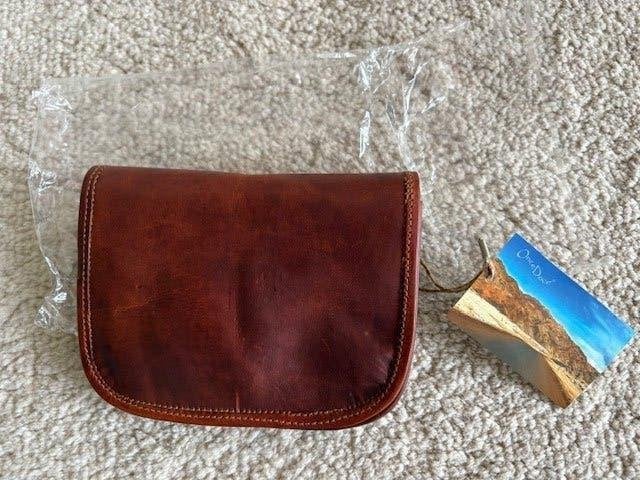 tasje + Portemonnee Leer, Nieuw in verpakking, Ophalen of Verzenden, Nieuw, Bruin, Handtas