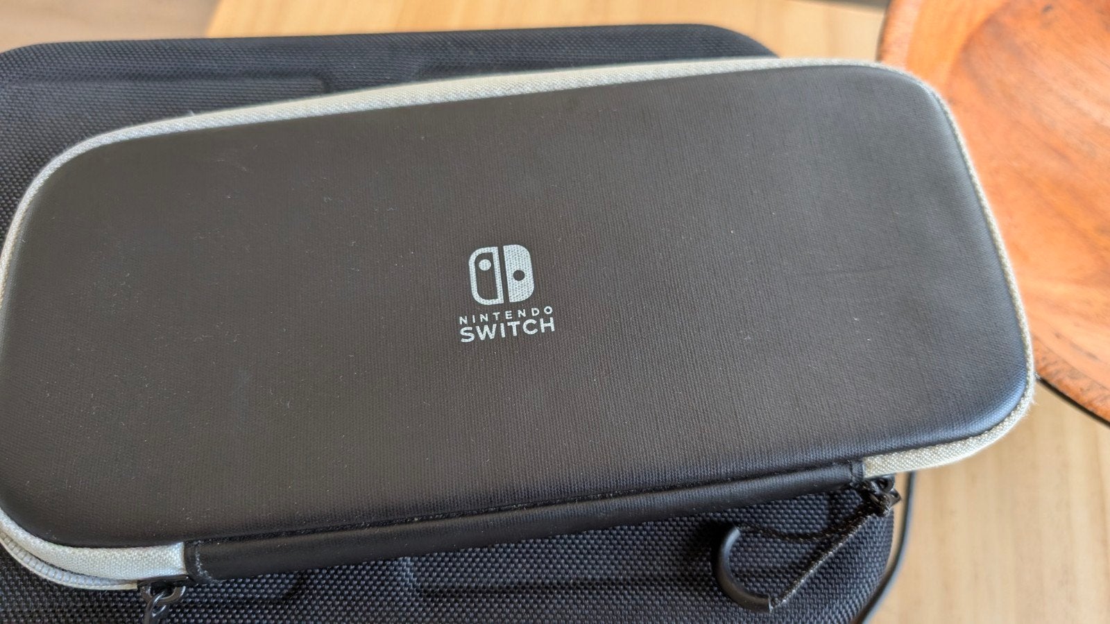 Foto 9 van Nintendo Switch OLED-model mét toebehoren te koop!