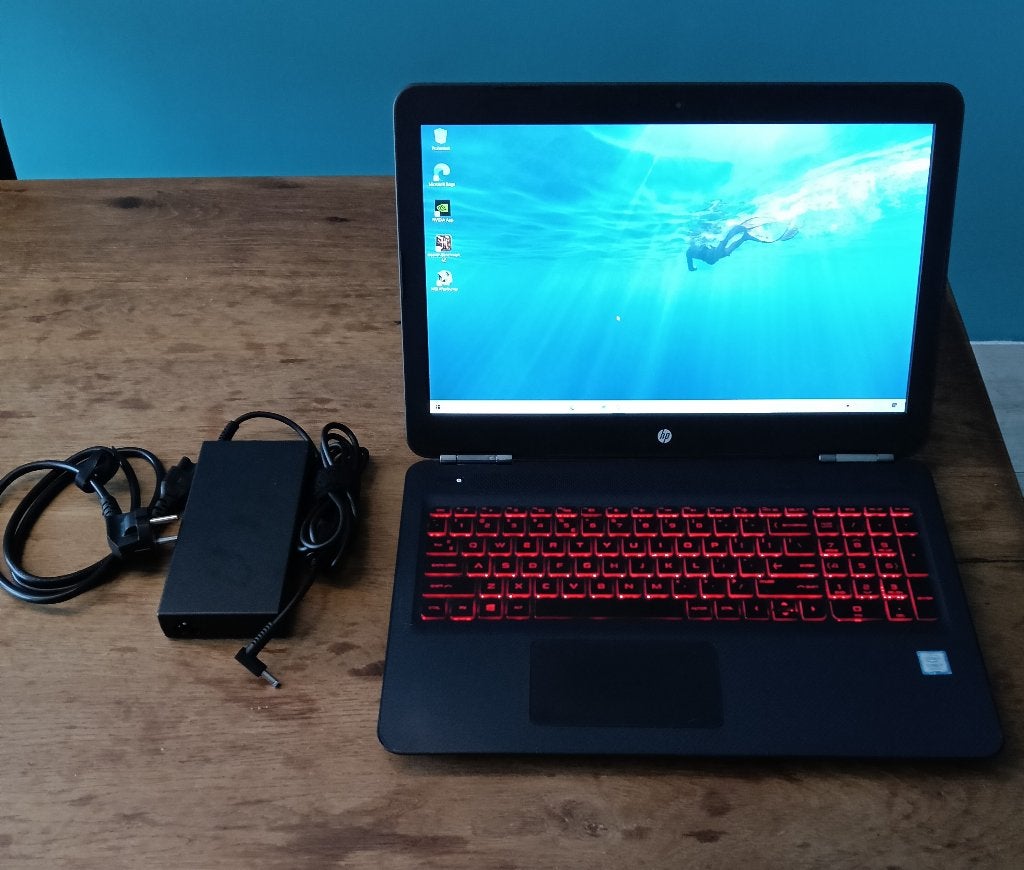 HP Omen 15" |I7 7700HQ |16GB| GTX 1050| 256GB SSD + 1TB HDD, Met videokaart, 2 tot 3 Ghz, Ophalen of Verzenden, Zo goed als nieuw
