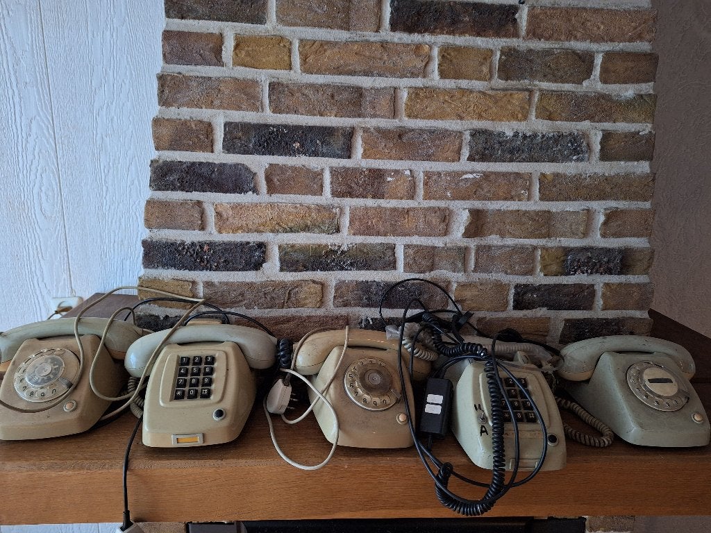Partij 5x vintage PTT   T65 telefoon, Ophalen, Gebruikt