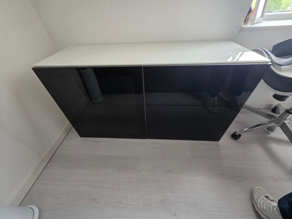 IKEA Besta Kast met glazen blad, Ophalen, Gebruikt, 100 tot 150 cm, Minder dan 100 cm