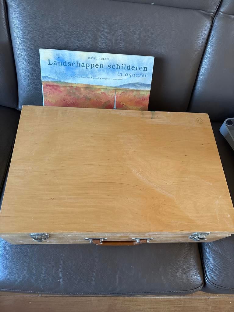 Aquarel benodigdheden koffer met boek en uitleg, Ophalen of Verzenden, Zo goed als nieuw, Waterverf
