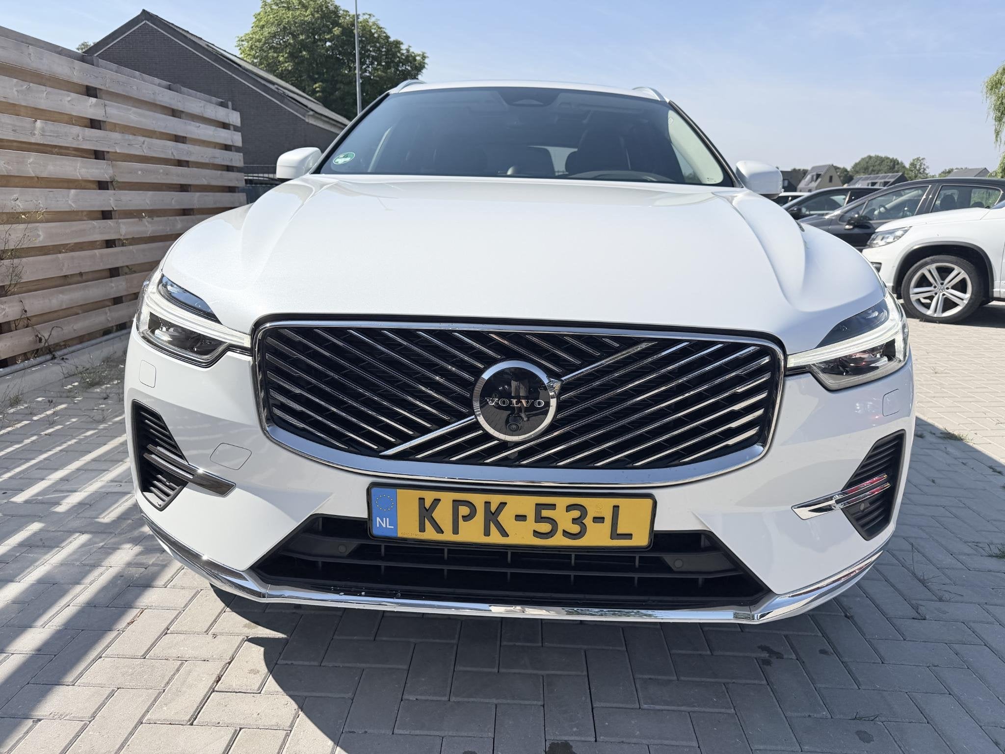 Volvo XC60 2.0 T8 Plug-in hybrid AWD Plus Bright Trekhaak l, Auto's, Automaat, Gebruikt, Euro 6, 1969 cc