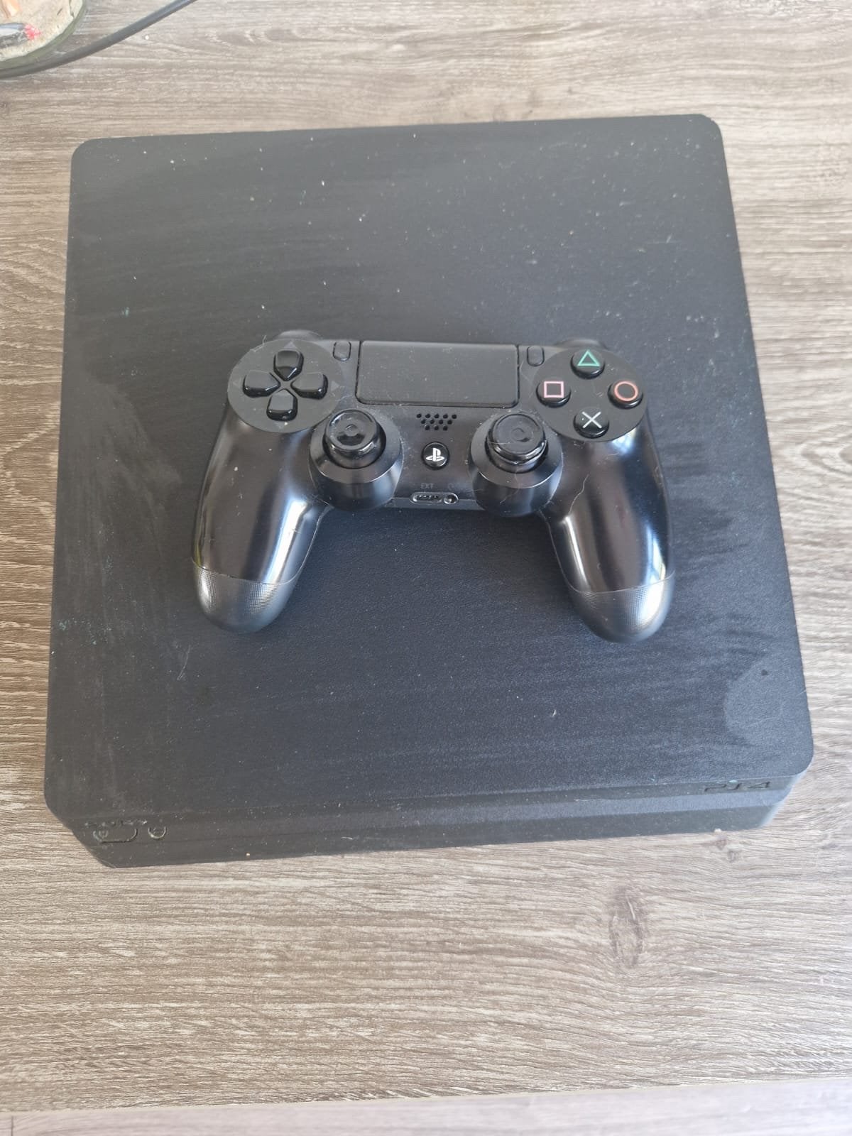 PS4 met controller (drift) en 5 games, Ophalen, Gebruikt