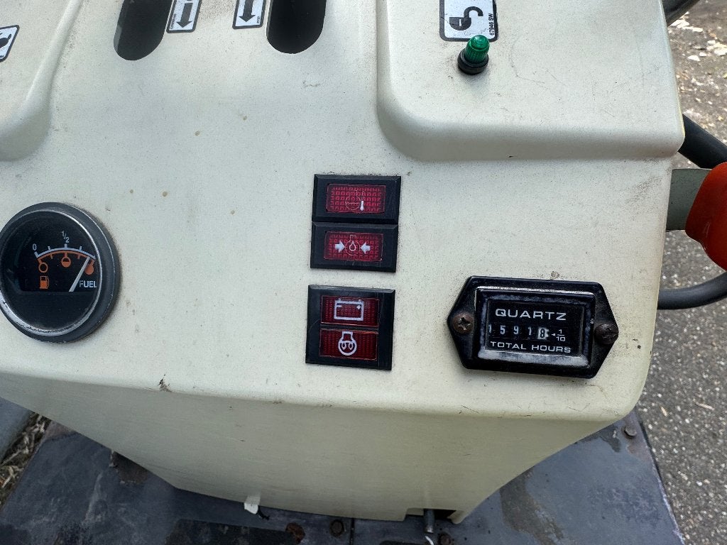 BOBCAT E10Z Minigraver met hydraulische snelwissel cw05, Zakelijke goederen, Machines en Bouw | Kranen en Graafmachines, Ophalen of Verzenden