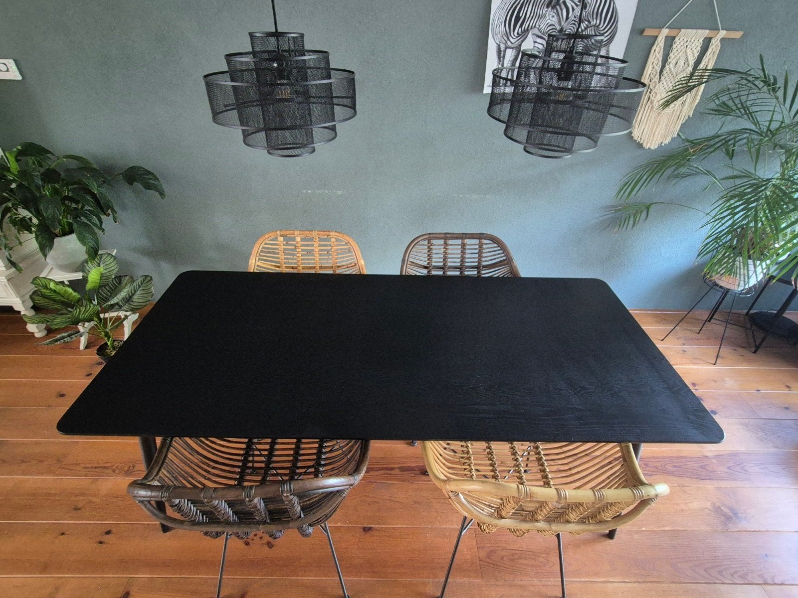 Eettafel zwart 2 meter, Huis en Inrichting, 150 tot 200 cm, 200 cm of meer, Ophalen of Verzenden, Zo goed als nieuw