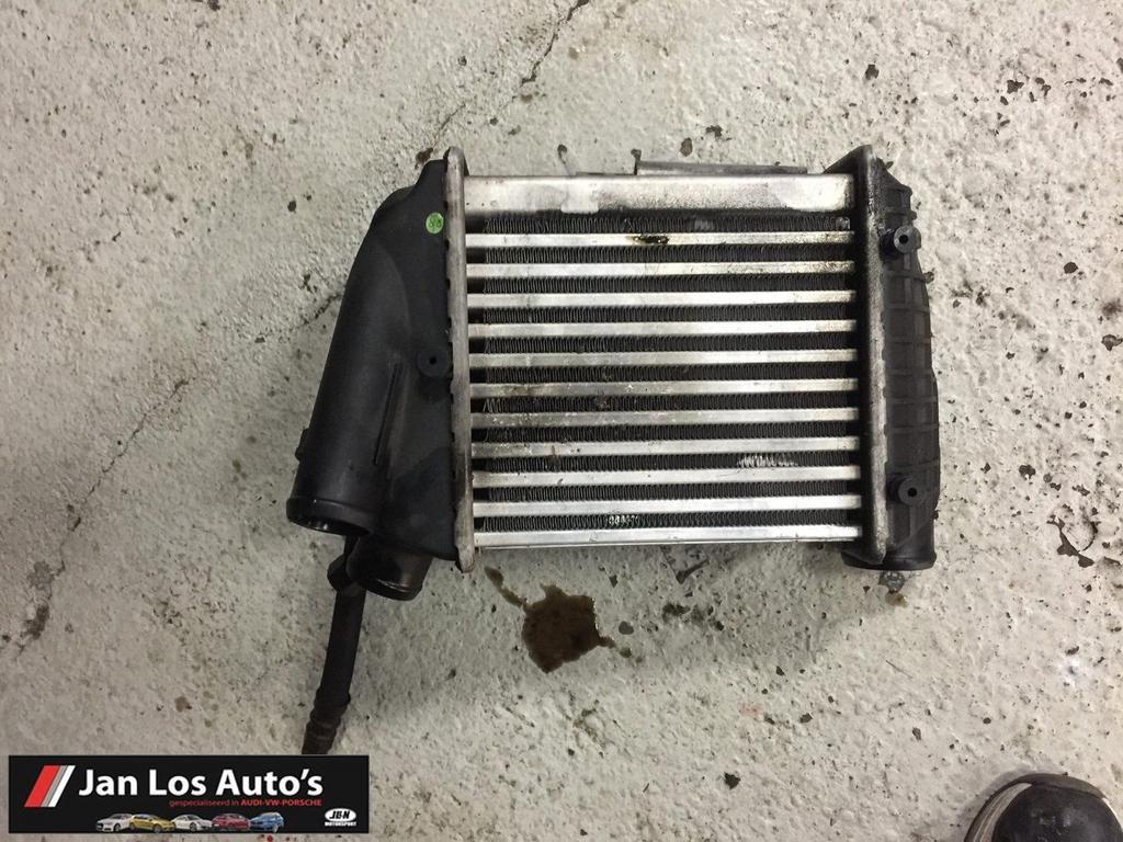 Interkoeler Audi A4 Avant B6 ('01-'04) 038906051B, Gebruikt, -, -, -