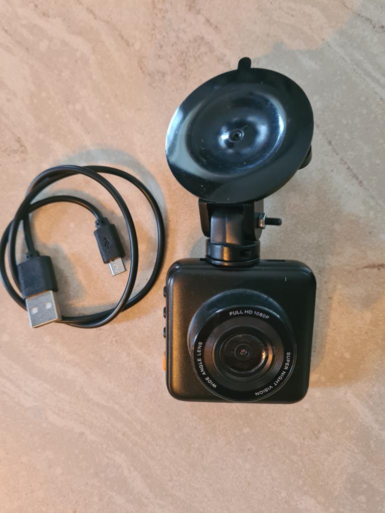 Aperman Dashcam Full HD + 32GB Micro SD, Ophalen of Verzenden, Zo goed als nieuw, Binnencamera