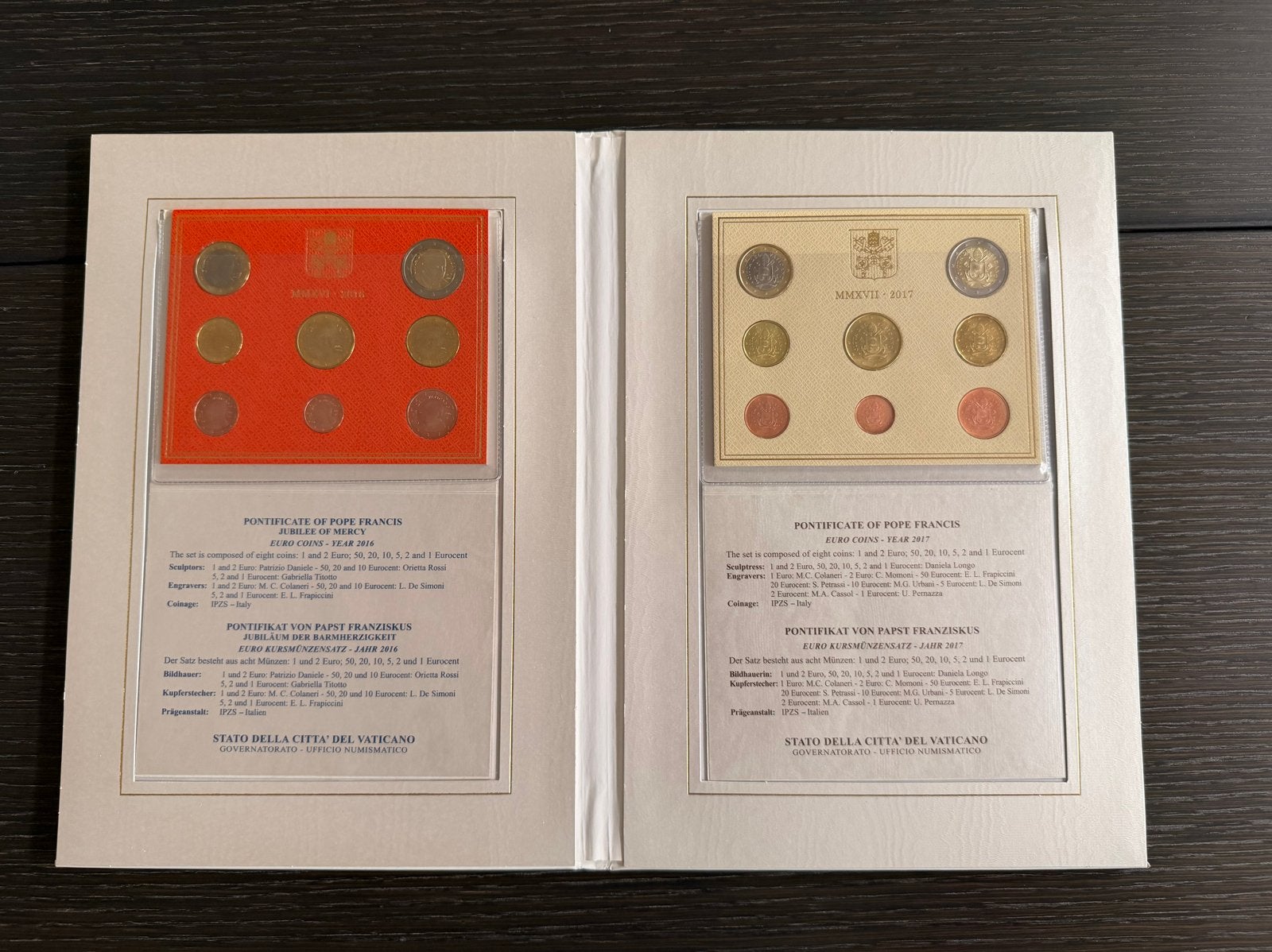 Officiële Vaticaan Numismatische Set 2016-2017, Postzegels en Munten, Ophalen of Verzenden, Vaticaanstad, Overige waardes