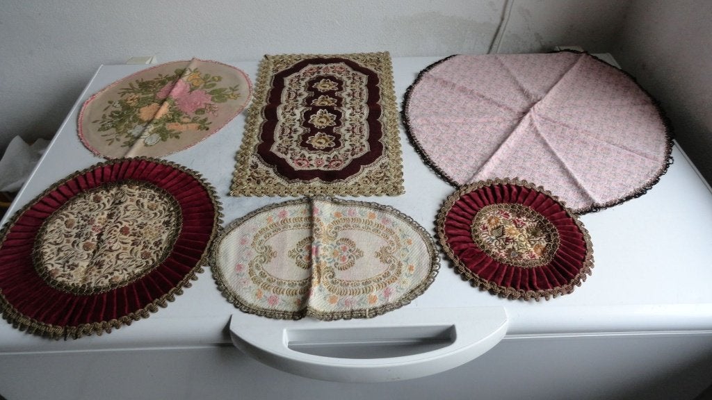 Kleedjes, antiek brokaat kleedjes 9 stuks, Ophalen of Verzenden