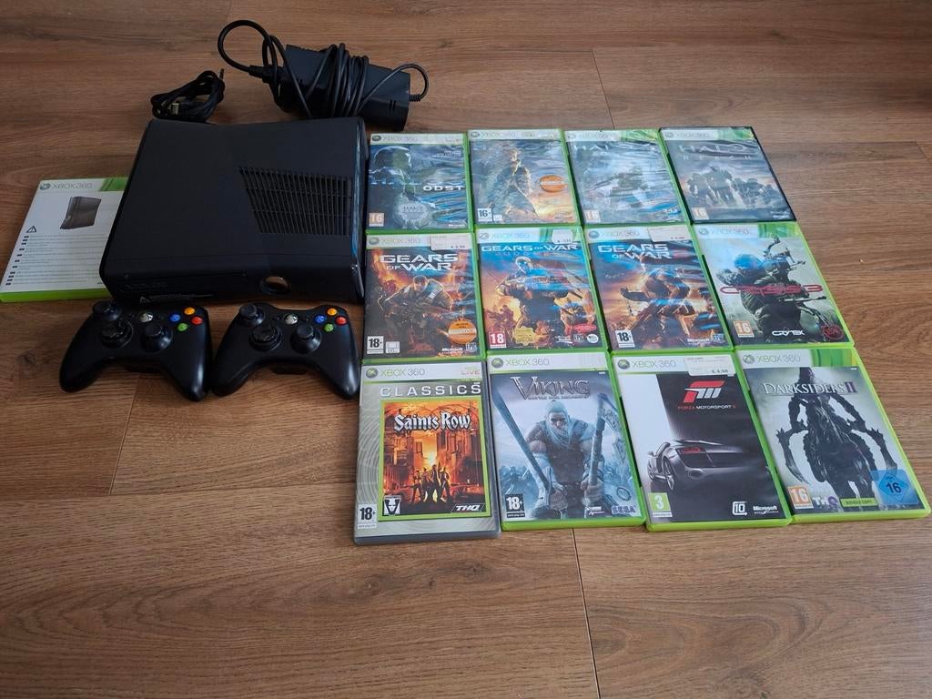 Xbox 360 + 2 Controllers + 12 Games | Werkend, Gebruikt, Overige genres, 2 spelers, Ophalen of Verzenden