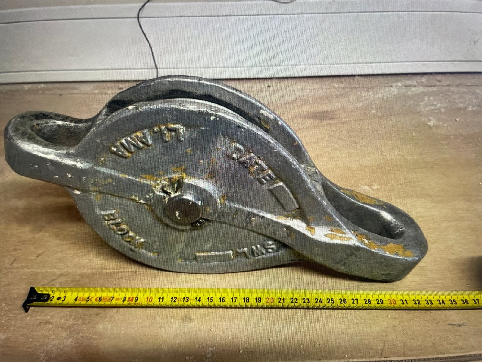 Zware kwaliteit katrol met gebruiksporen, ca. 30 cm, Ophalen, Gebruikt, Handmatig