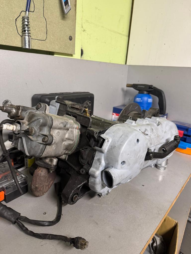 183cc Runner M07 Blok DD - Volledig Plug & Play, Ophalen of Verzenden, Gebruikt, Blok, Piaggio