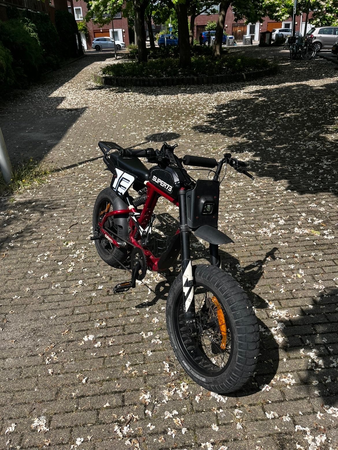 Super 73 RX - Carmine Red, Gebruikt, Minder dan 47 cm, 50 km per accu of meer, Ophalen