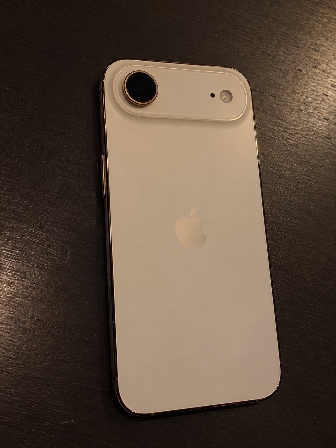 Apple iPhone Air Wit Goud 256GB Zo goed als nieuw, Telecommunicatie, IPhone 17 Air, Wit, Zo goed als nieuw, Zonder simlock