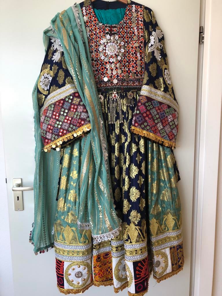 Prachtige Afghaanse jurk - Traditionele kleding, Ophalen of Verzenden, Zo goed als nieuw, Blauw, Overige typen