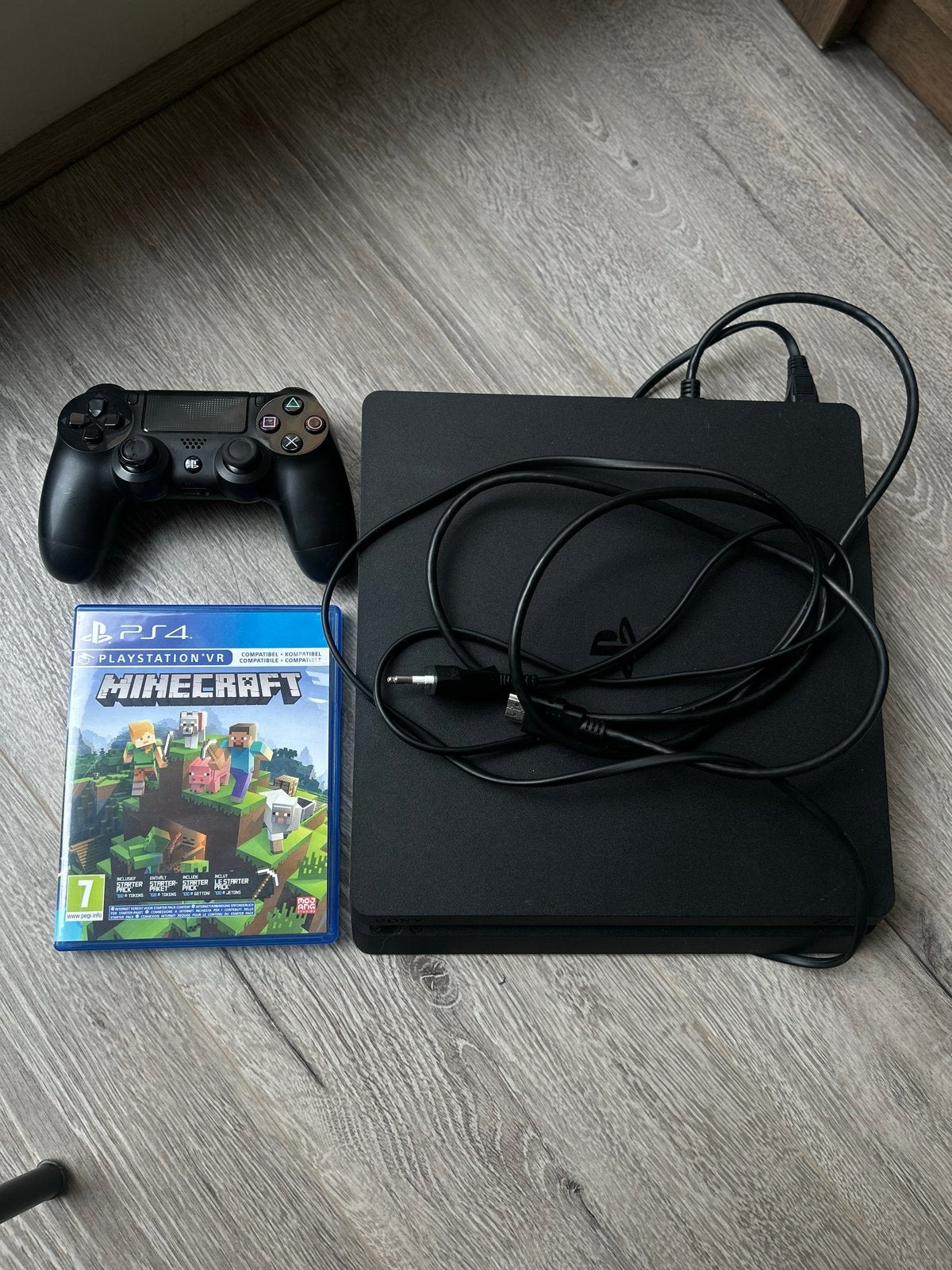 PlayStation 4 Slim met Minecraft en controller, Spelcomputers en Games, Spelcomputers | Sony PlayStation 4, Gebruikt, Slim, 500 GB