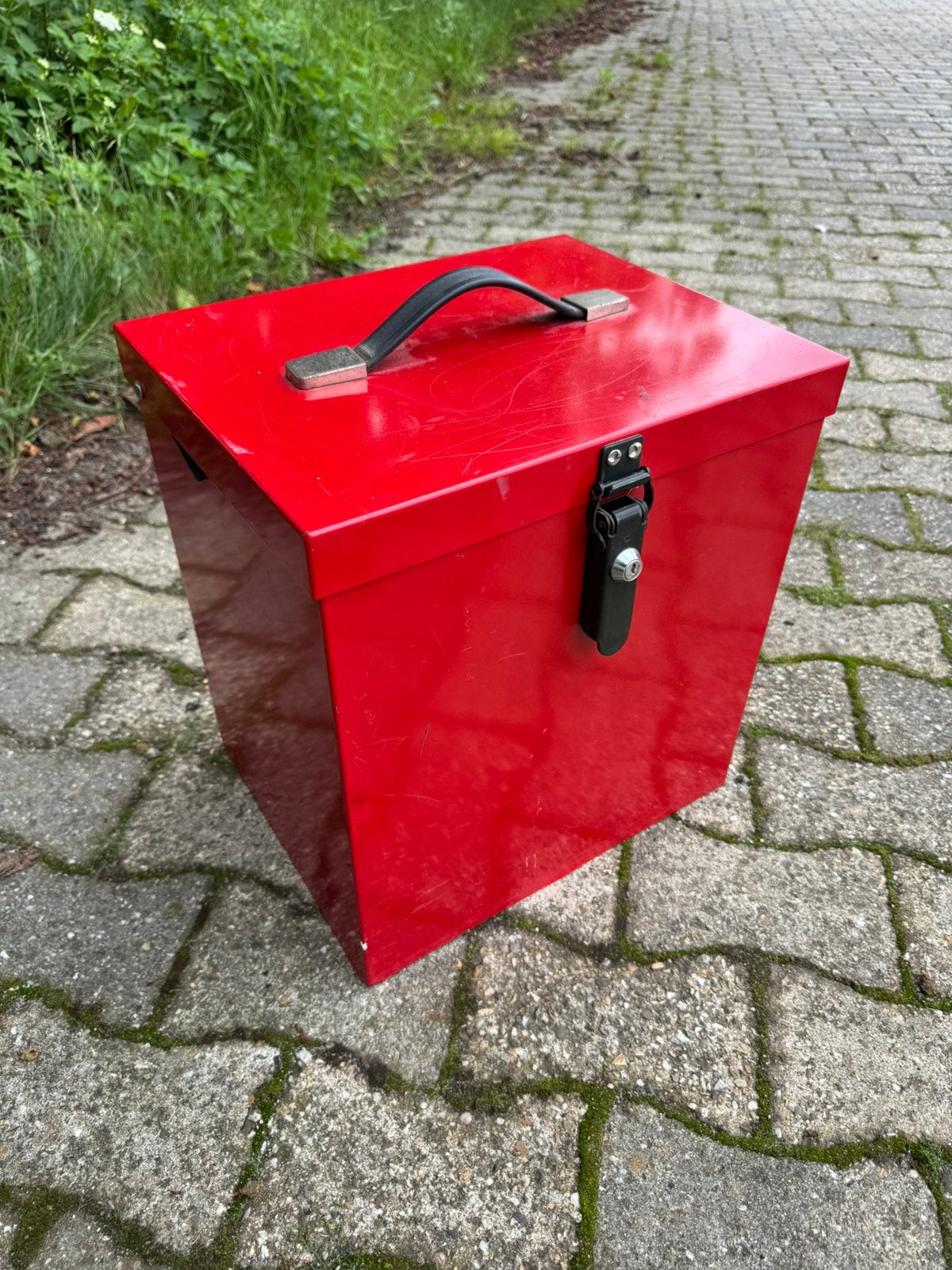 Brandkluis geen sleutel. Maar nieuw slot te bestellen, Ophalen of Verzenden, Brandkluis, Brandkluis, Brandkluis