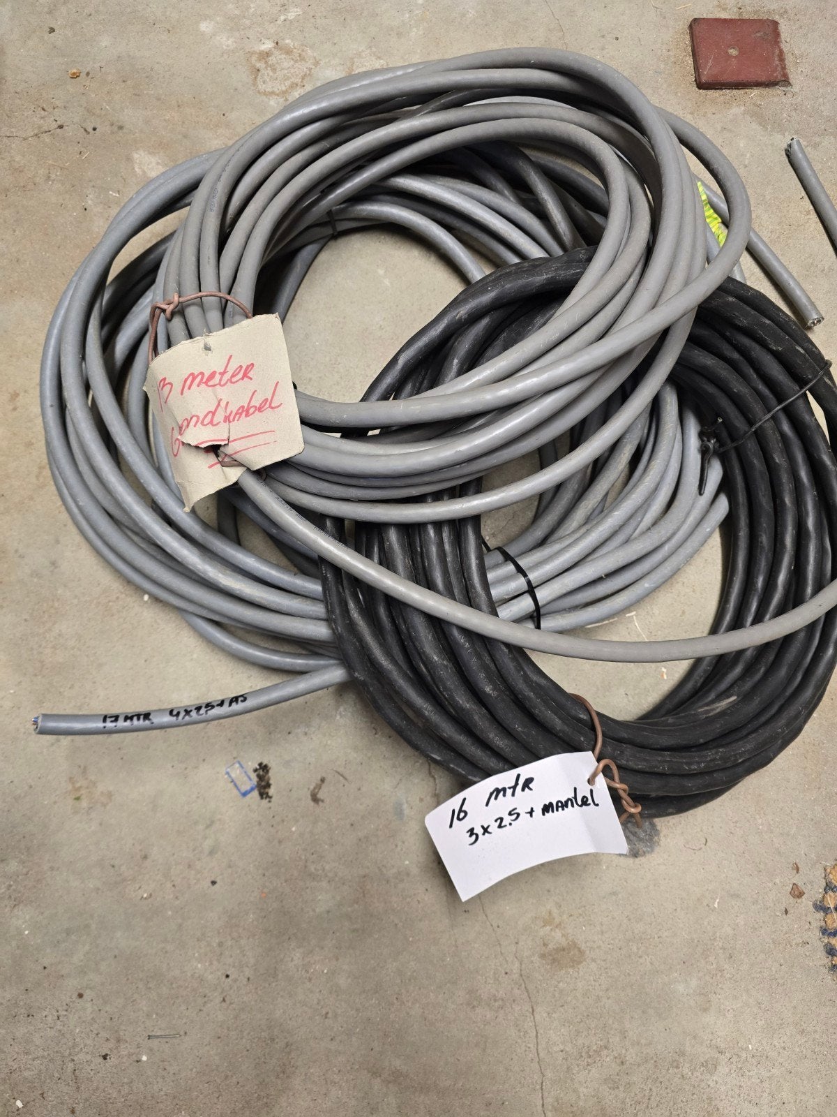3 stuks grondkabel, Doe-het-zelf en Verbouw, Ophalen of Verzenden, Nieuw, Kabel of Snoer