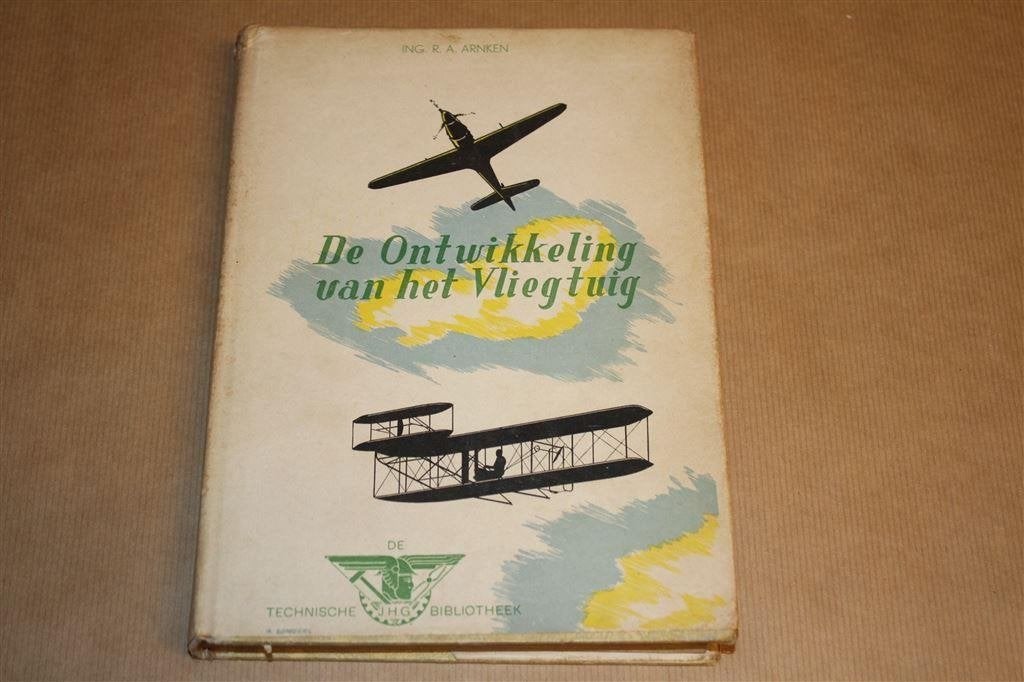 Boek - De ontwikkeling van het vliegtuig - 1946 !!, Verzamelen, Ophalen of Verzenden, Gebruikt, Schaalmodel
