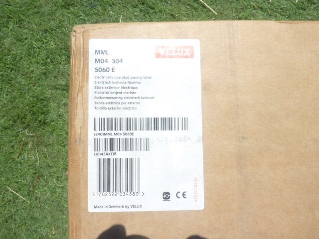 Nieuwe Velux elektr. buitenzonwering / MML M04 ( 78 x 98 )., Ophalen of Verzenden, Nieuw