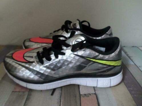 Nike schoenen maat 38, Nike, Ophalen of Verzenden, Zo goed als nieuw, Sneakers of Gympen