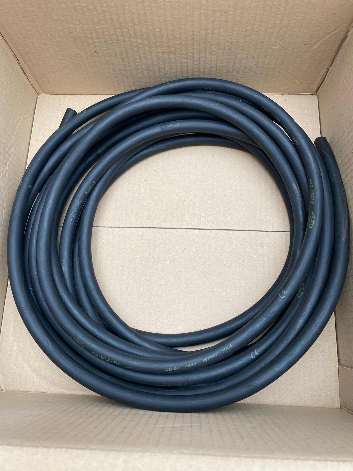 Rubberen elektriciteitskabel 4 x 2,5 mm2, ca. 10 meter, Ophalen of Verzenden, Gebruikt, Overige merken, Kabel of Snoer