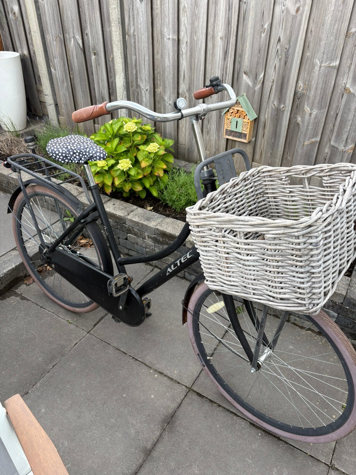 Altec Damesfiets met mand, Fietsen en Brommers, Fietsen | Dames | Damesfietsen, Gebruikt, Overige merken, (Extra) lage instap
