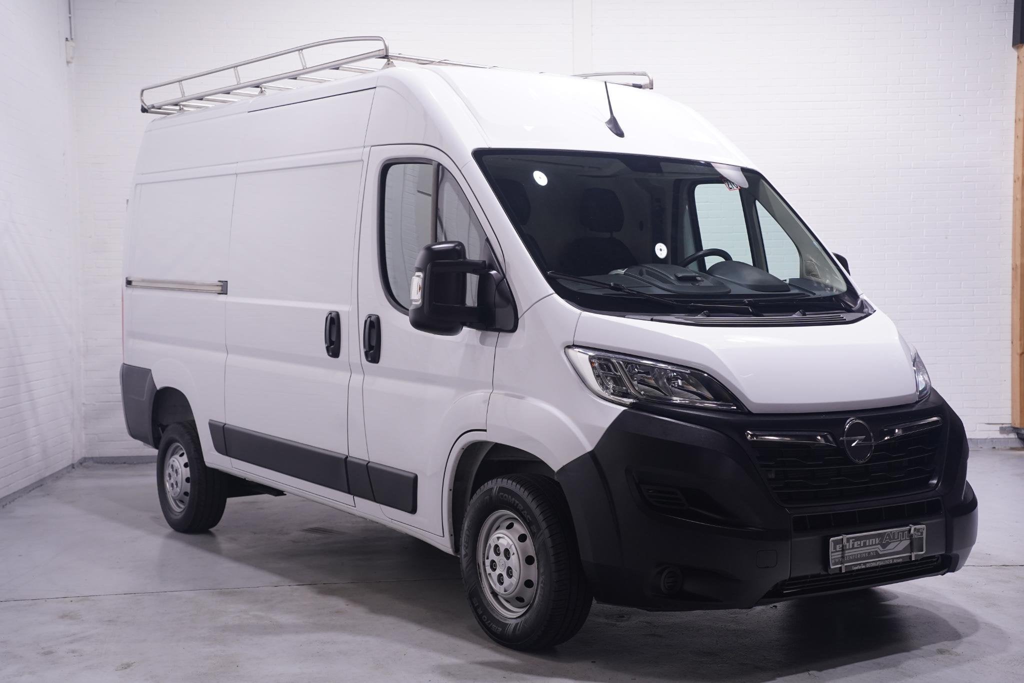 Opel Movano 2.2D 140 pk L2H2 Navi, Camera, Imperiaal met Tra, Auto's, Voorwielaandrijving, Stof, Gebruikt, 4 cilinders