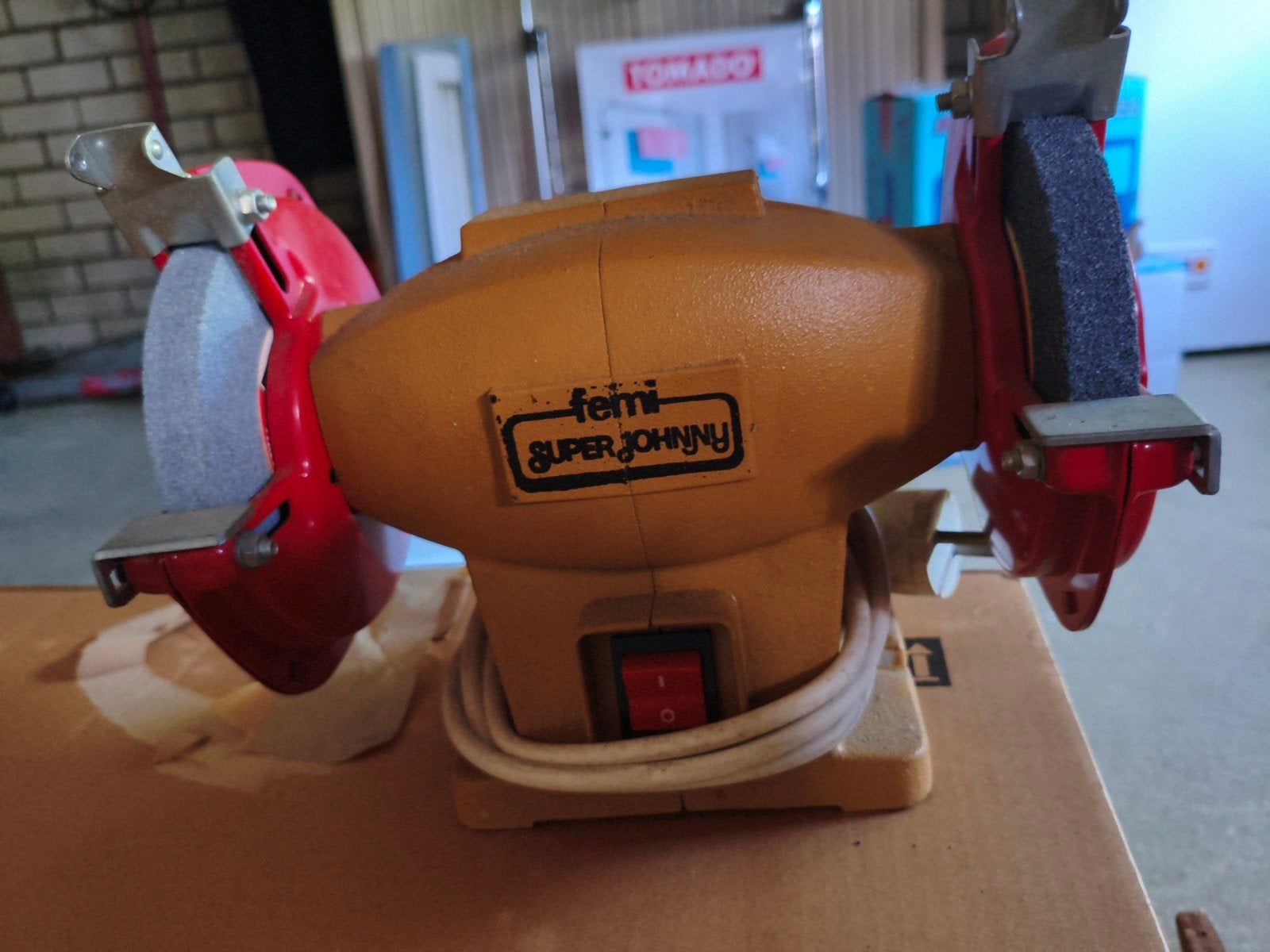 slijpmachine, Doe-het-zelf en Verbouw, Gereedschap | Slijpmachines, Ophalen, Minder dan 700 watt, Werkbankslijpmachine