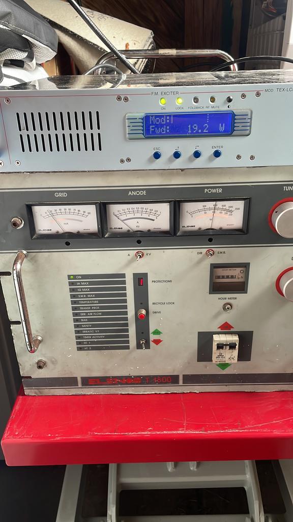 Elenos T 1800 eindtrap, Ophalen, Gebruikt, Zender