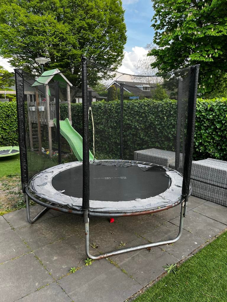 Trampoline 2,5m met valnet (veiligheidsrand nodig), Ophalen, Gebruikt