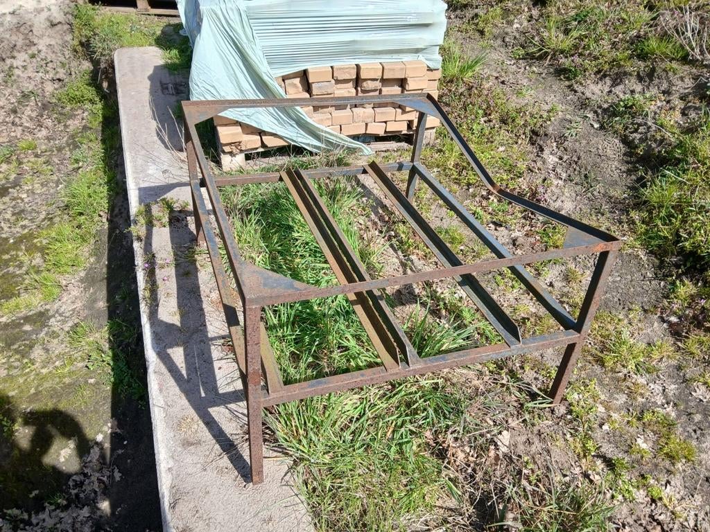 Werkplaats tafel frame, Ophalen
