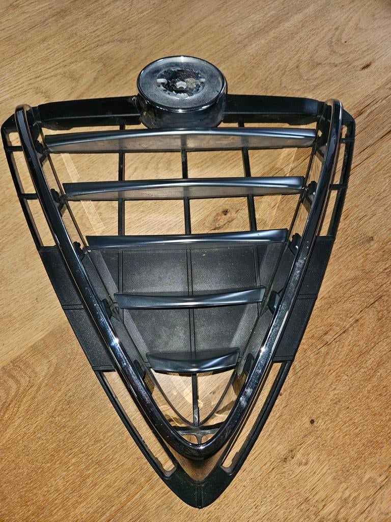 Alfa Romeo Giulietta Grille - Origineel Onderdeel, Ophalen of Verzenden, Gebruikt, Voor, Alfa Romeo