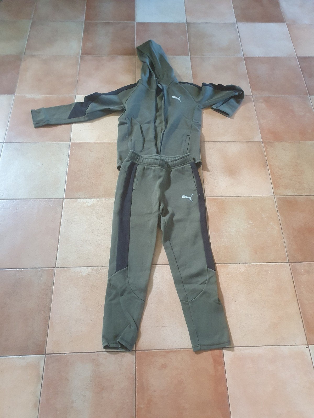 Puma trainingspak maat 152, Ophalen, Zo goed als nieuw, Puma, Jongen