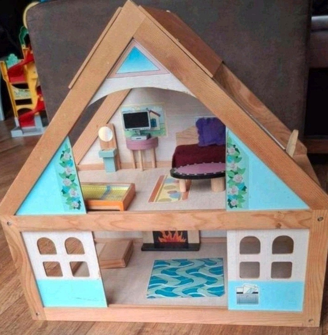 Houten poppenhuis met meubels, Ophalen, Poppenhuis