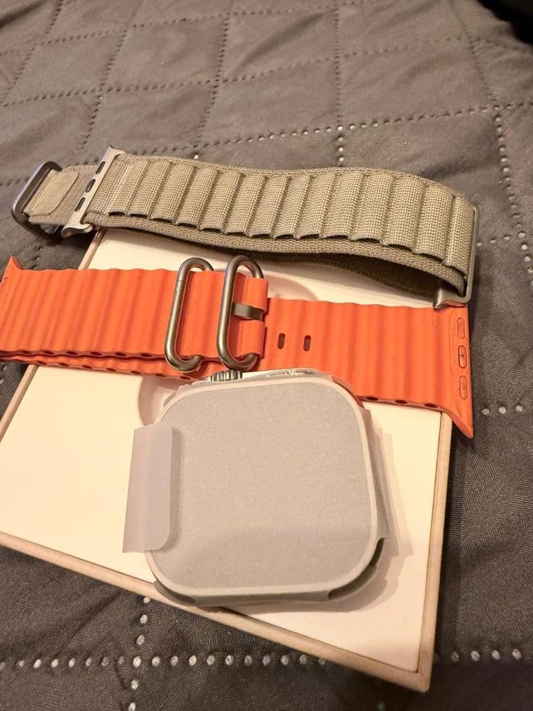 NEW Apple Watch Ultra 2 (Wi-Fi + Cellular, 49 mm), Ophalen, Zo goed als nieuw, IOS, Apple Watch ⌚️