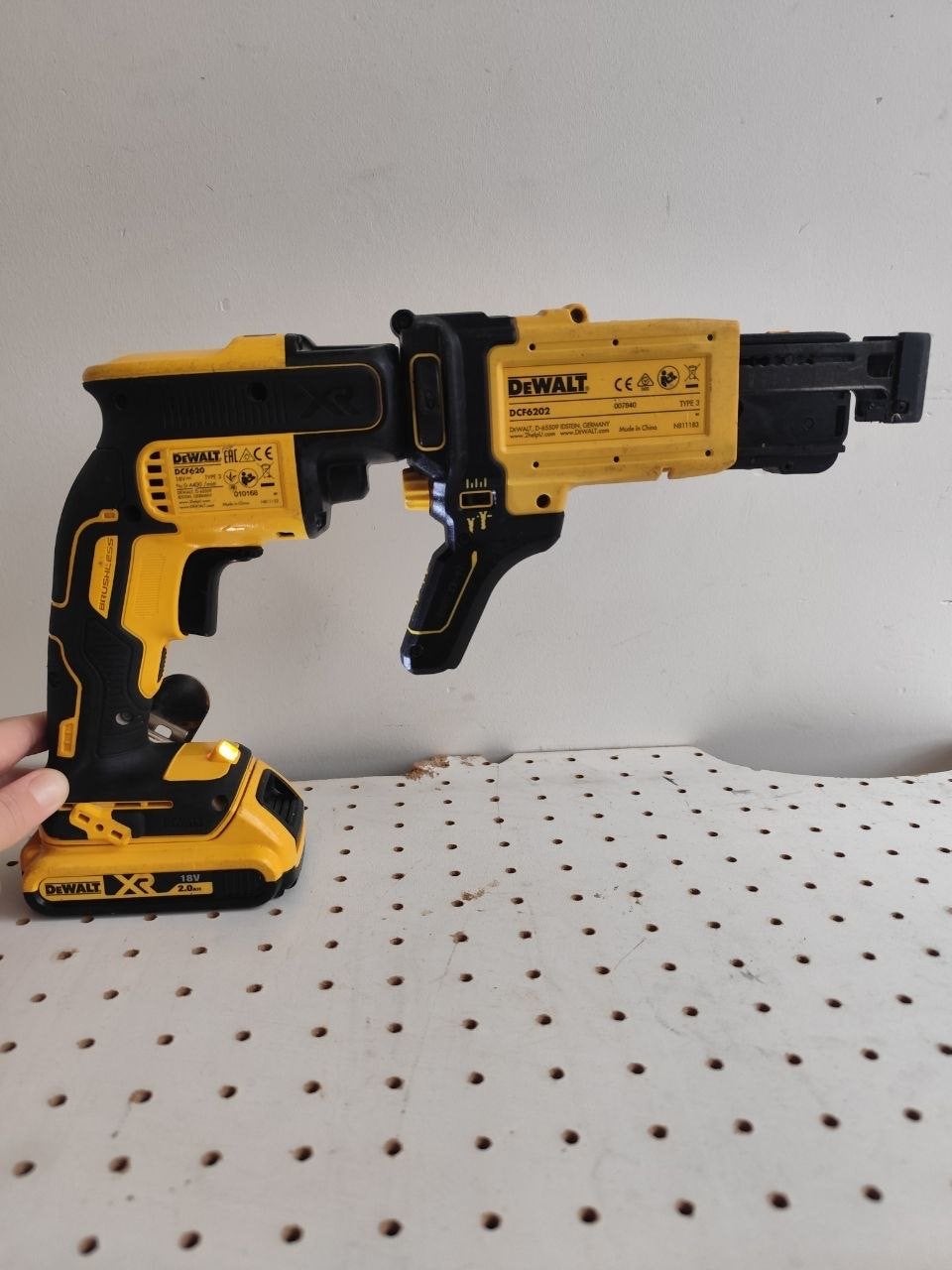 DeWalt DCF620 18V XR Gipsplaatschroefmachine, Ophalen, Gebruikt, Variabele snelheid, Boor- en Schroefmachine