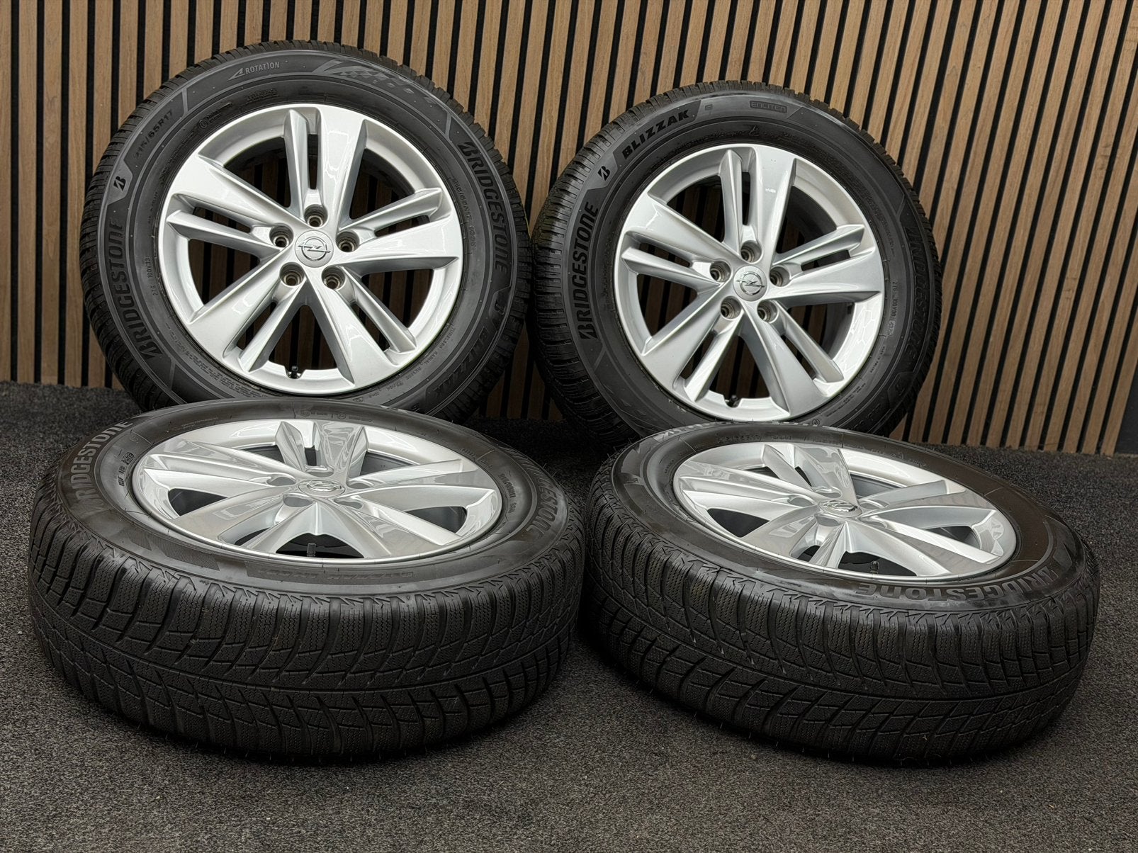 WINTER! Originele 17 inch Opel Grandland X 5x108 215/65/17, Auto-onderdelen, Banden en Velgen, Ophalen, 215 mm, ., Banden en Velgen
