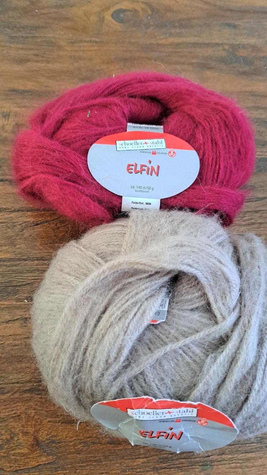 Schoeller en Stahl Elfin Mohair Wol - 2 bollen beige en rood, Ophalen of Verzenden, Nieuw, Breien of Haken, Wol of Garen