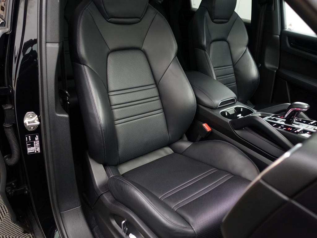 Porsche Cayenne Coupé 3.0 E-Hybrid Sport Chrono, Panoramada, Automaat, Cayenne, Gebruikt, 2995 cc
