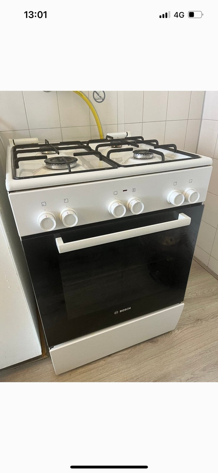 Bosch fornuis, Witgoed en Apparatuur, Ophalen, 4 kookzones, Zo goed als nieuw, Gas