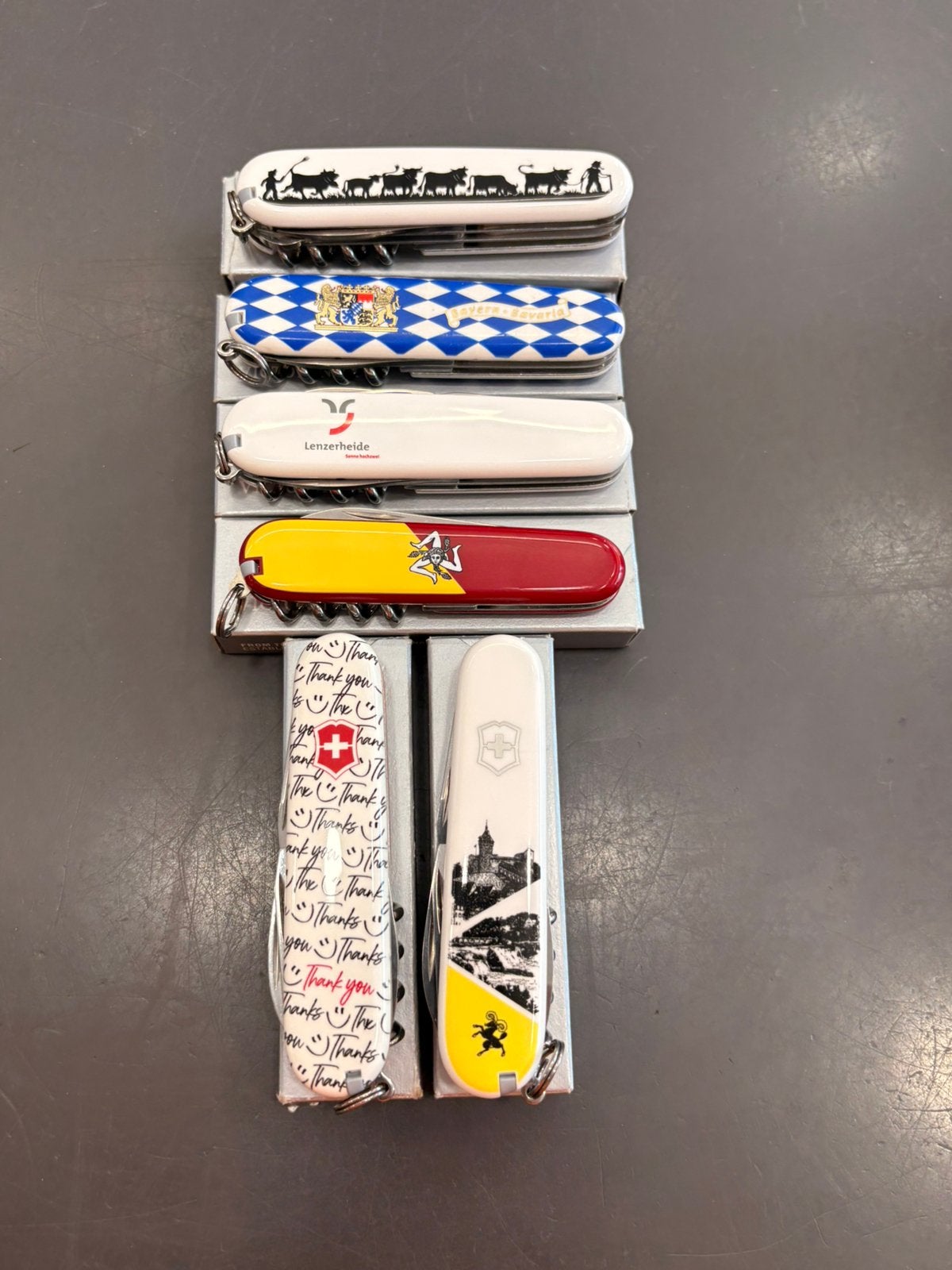 Partij Victorinox specials zwitsers zakmes, Ophalen of Verzenden, Nieuw
