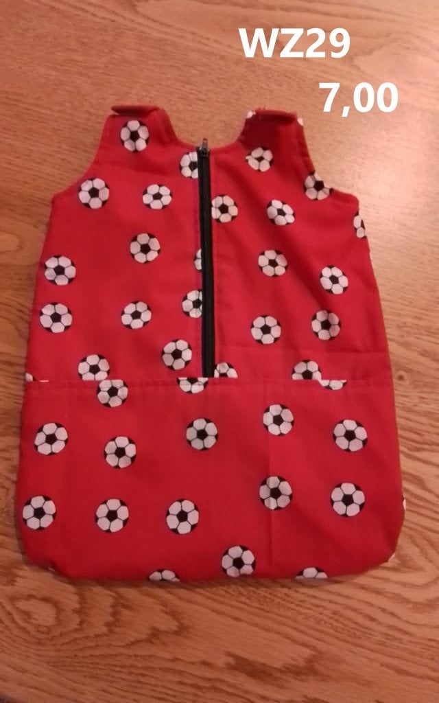 Poppenkleertjes baby born. Slaapzak voetbal. KiKa., Ophalen, Nieuw, Babypop