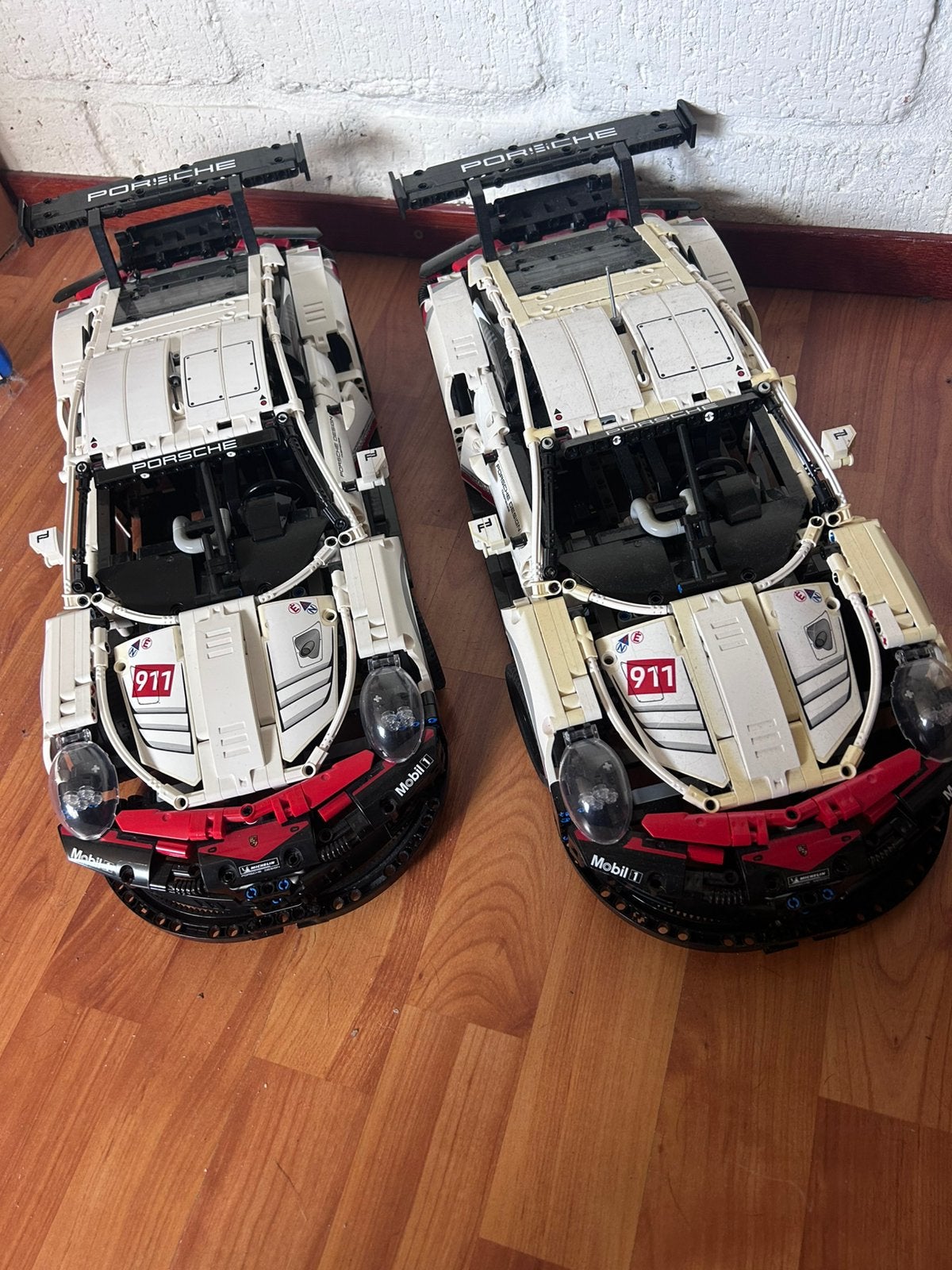2x LEGO Technic Porsche 911 RSR - 42096, Ophalen, Zo goed als nieuw