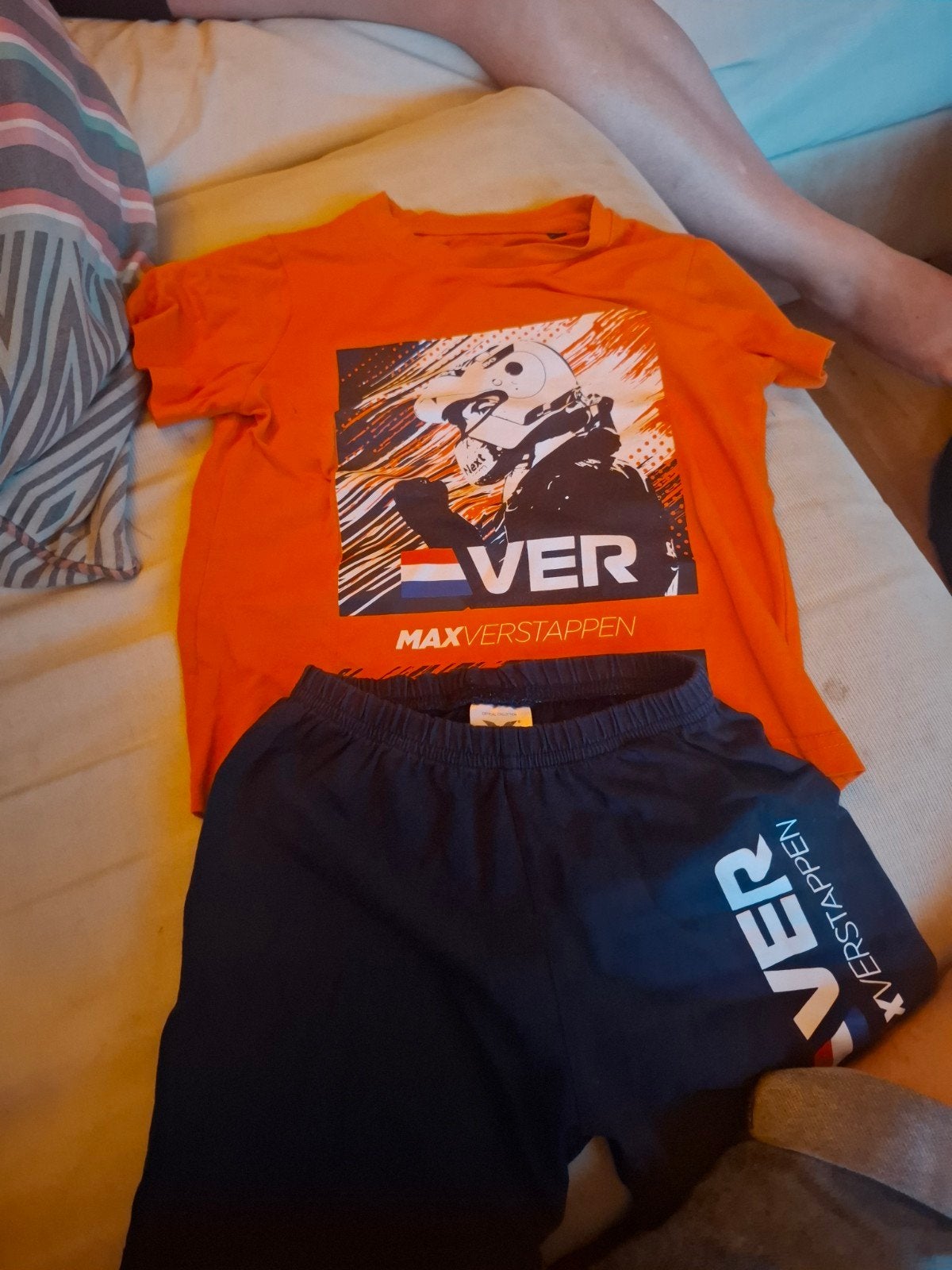 Te koop, max verstappen pyjama 104, Ophalen of Verzenden, Gedragen, Overige maten, Blauw