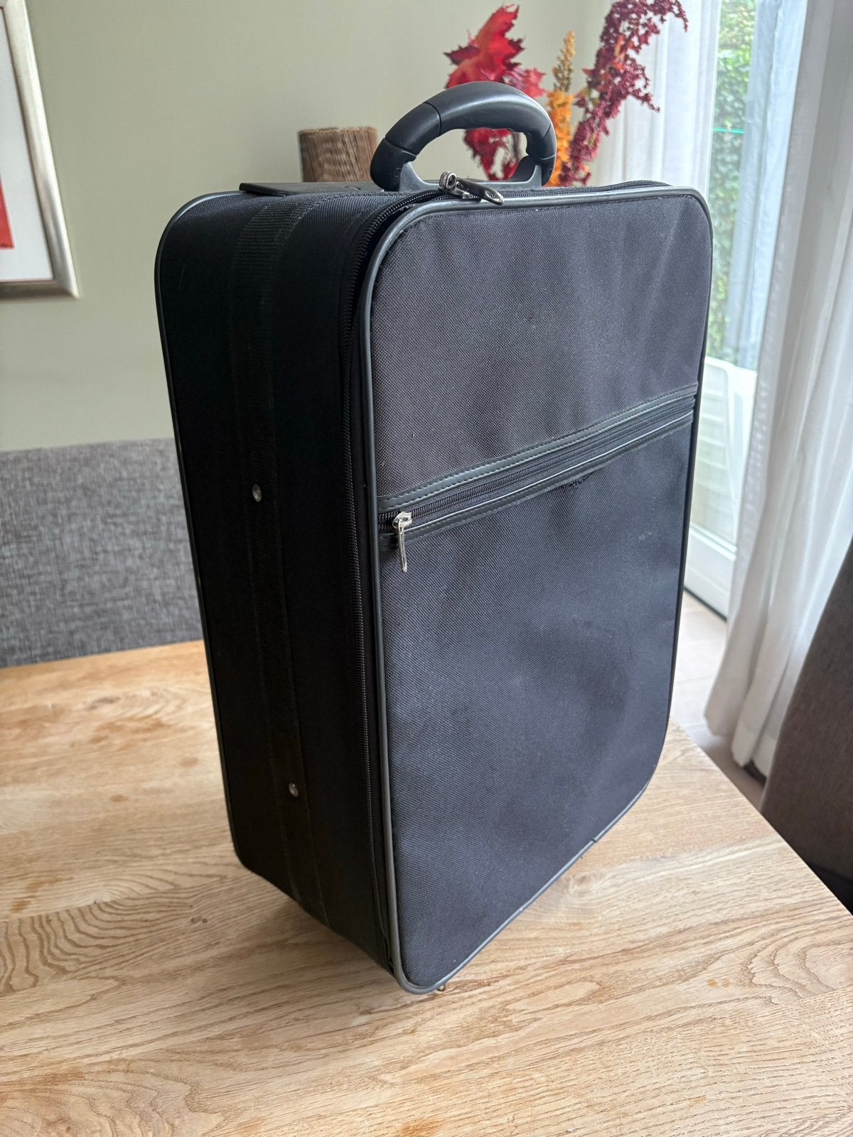 Zwarte trolley 55 bij 36 bij 21 cm, Ophalen, Overige materialen, Gebruikt, 50 tot 60 cm