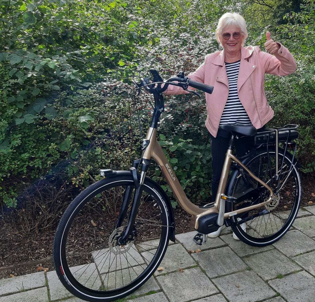 Foto 2 van Elektrische fiets met automatische versnelling, als nieuw.